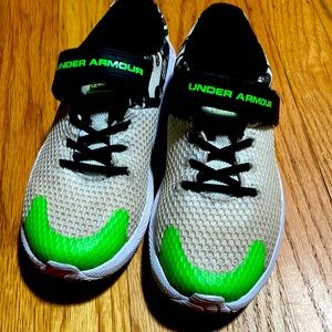Under Armour boys shoes